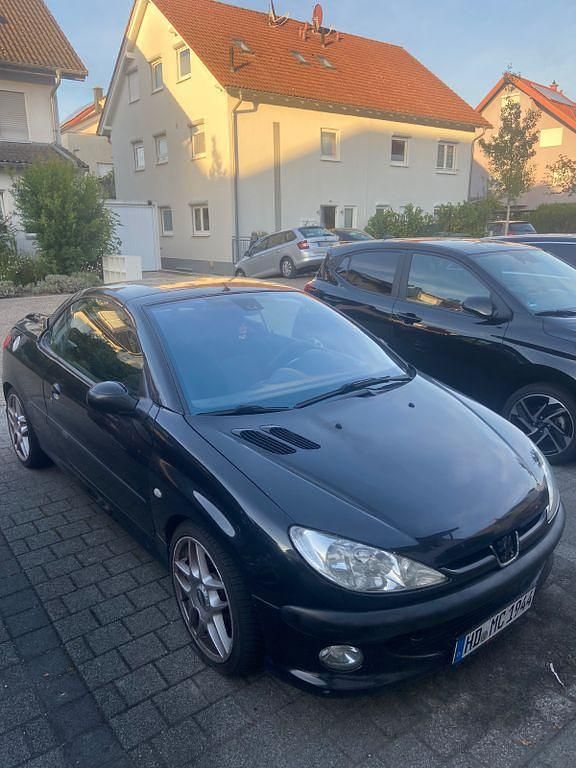 Schwarz Gebraucht 2002 Peugeot 206 CC Cabrio | 600 € (Superpreis) - Bild 1/4
