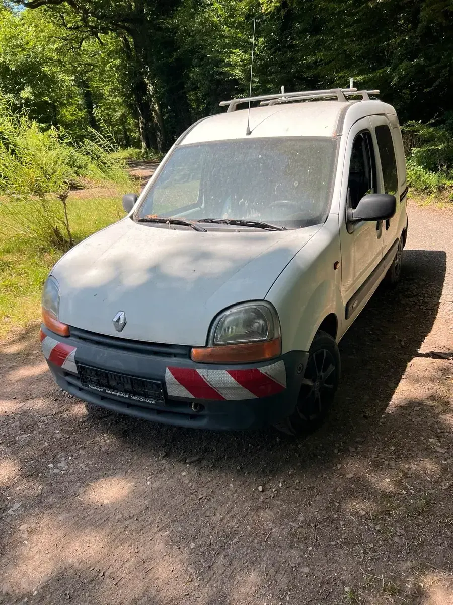 Gebraucht Renault Kangoo 80 PS (58 kW) 2004 Weiß Van / Kleinbus
