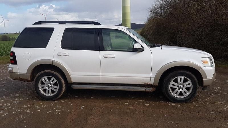Gebraucht Ford Explorer 157 PS (115 kW) 2011 Weiß SUV