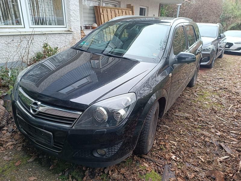 Gebraucht Opel Astra 115 PS (84 kW) 2008 Schwarz Kombi