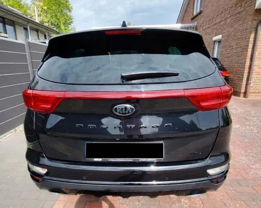 Gebraucht Kia Sportage 136 PS (100 kW) 2021 Schwarz SUV