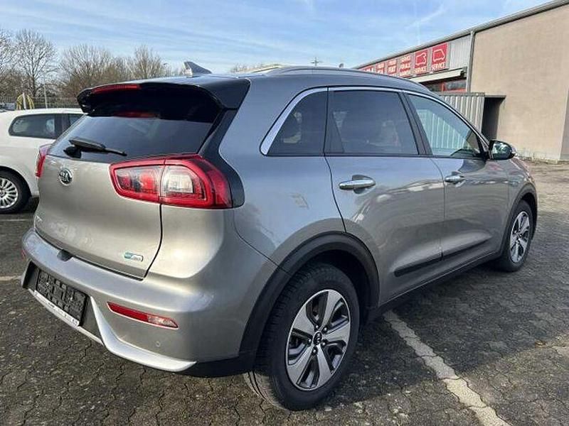 Gebraucht Kia Niro Vision 105 PS (77 kW) 2019 Grau SUV
