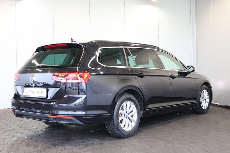 Gebraucht VW Passat Business 150 PS (110 kW) 2020 Schwarz Kombi