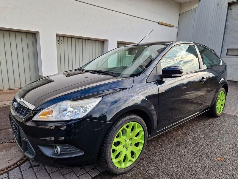 Schwarz Gebraucht 2009 Ford Focus Style Limousine | 3.290 € (Fairer Preis) - Bild 1/4