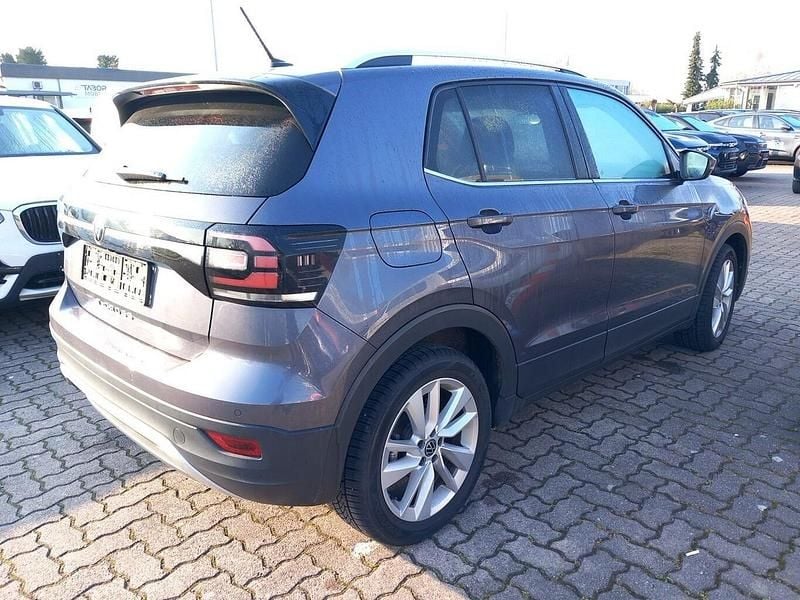 Gebraucht VW T-Cross Style 110 PS (80 kW) 2023 Grau metallic SUV