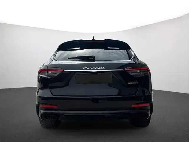 Gebraucht Maserati Levante 349 PS (256 kW) 2022 Schwarz SUV