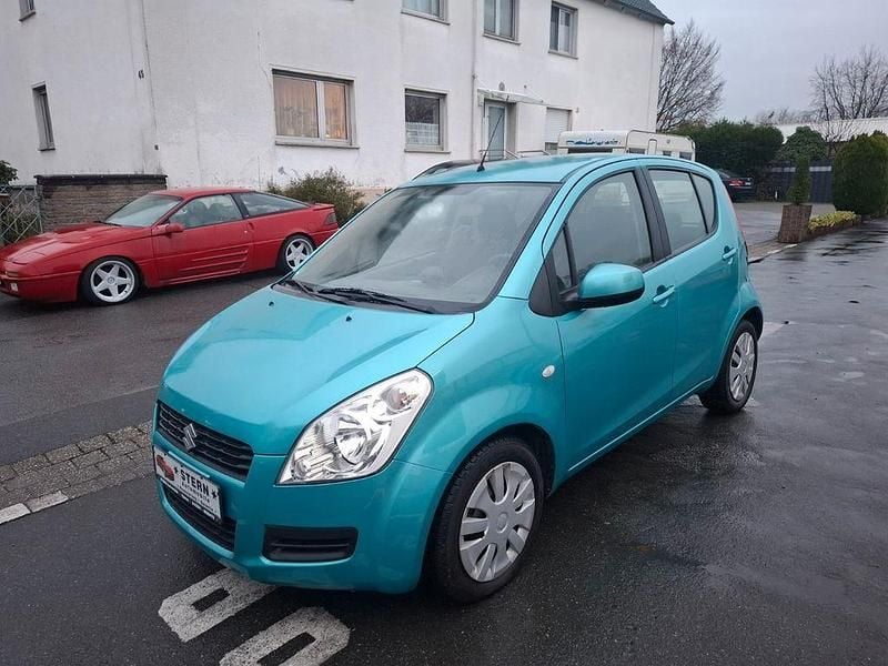Blau Gebraucht 2012 Suzuki Splash Club Kleinwagen | 5.990 € (Guter Preis) - Bild 1/3