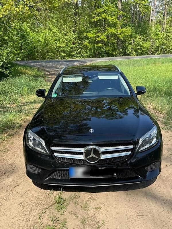 Gebraucht Mercedes C300 245 PS (180 kW) 2019 Schwarz Kombi