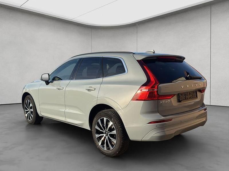 Gebraucht Volvo XC60 250 PS (183 kW) 2024 Grau SUV