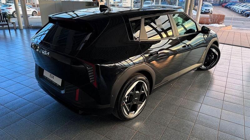 Neu Kia EV4 Earth 150 kW (204 PS) 2026 Schwarz Limousine