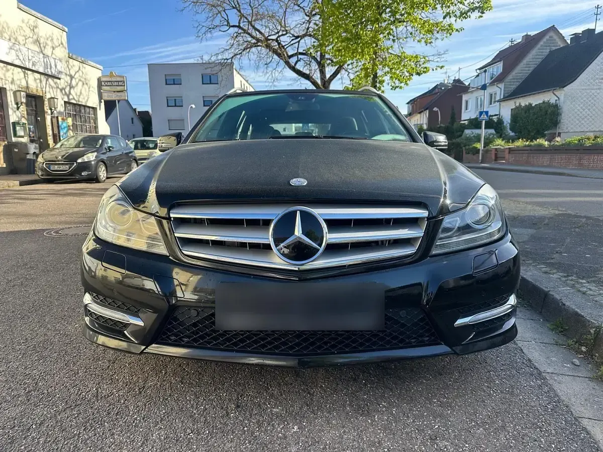 Gebraucht Mercedes C300 AMG 231 PS (169 kW) 2011 Schwarz Limousine