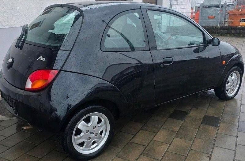 Gebraucht Ford Ka 60 PS (44 kW) 2003 Schwarz Kleinwagen