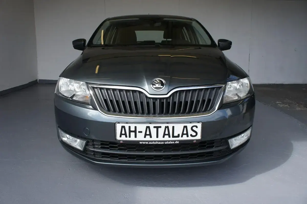 Gebraucht Skoda Rapid Monte Carlo 90 PS (66 kW) 2016 Grau Limousine