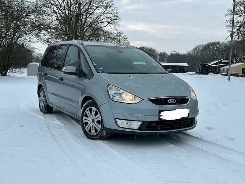 Gebraucht Ford Galaxy 140 PS (102 kW) 2009 Grau Van / Kleinbus