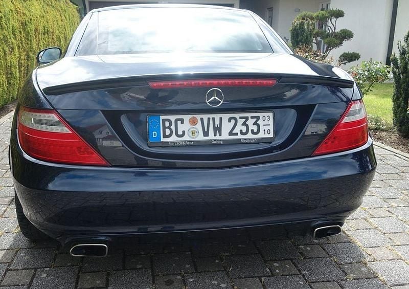 Gebraucht Mercedes SLK200 184 PS (135 kW) 2011 Blau Cabrio