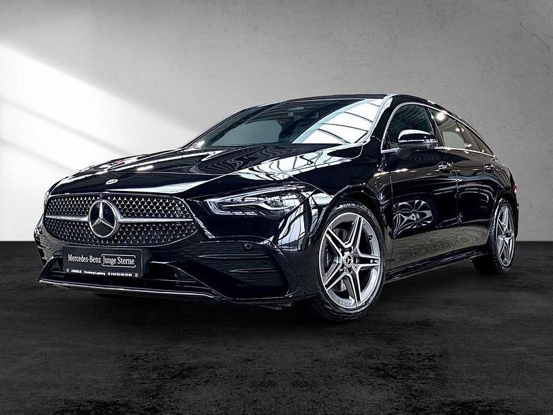 Gebraucht Mercedes CLA200 AMG line 150 PS (110 kW) 2024 Schwarz Limousine
