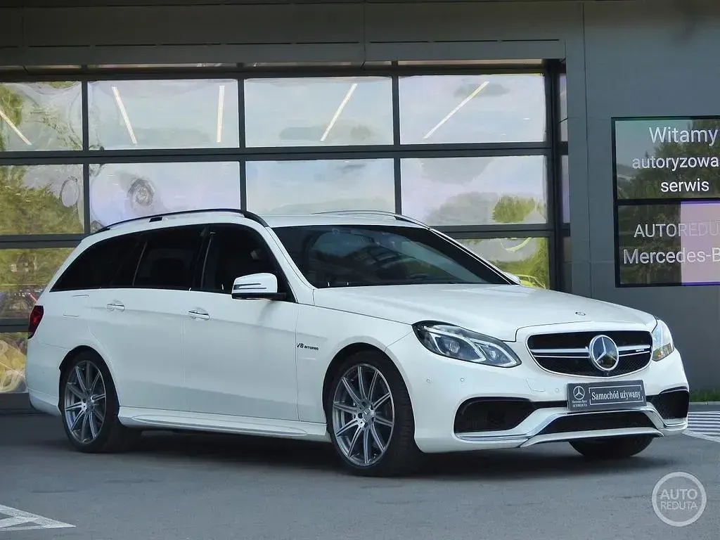 Gebraucht Mercedes E63S AMG AMG 585 PS (430 kW) 2014 Weiß Limousine