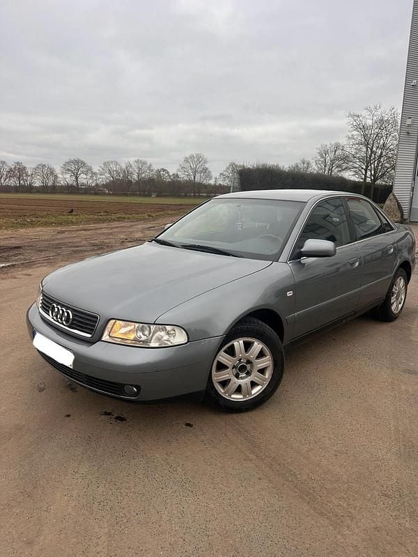 Gebraucht Audi A4 S-Line 150 PS (110 kW) 1999 Grau Limousine