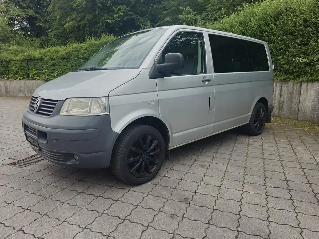 Gebraucht VW Caravelle 131 PS (96 kW) 2008 Silber Van