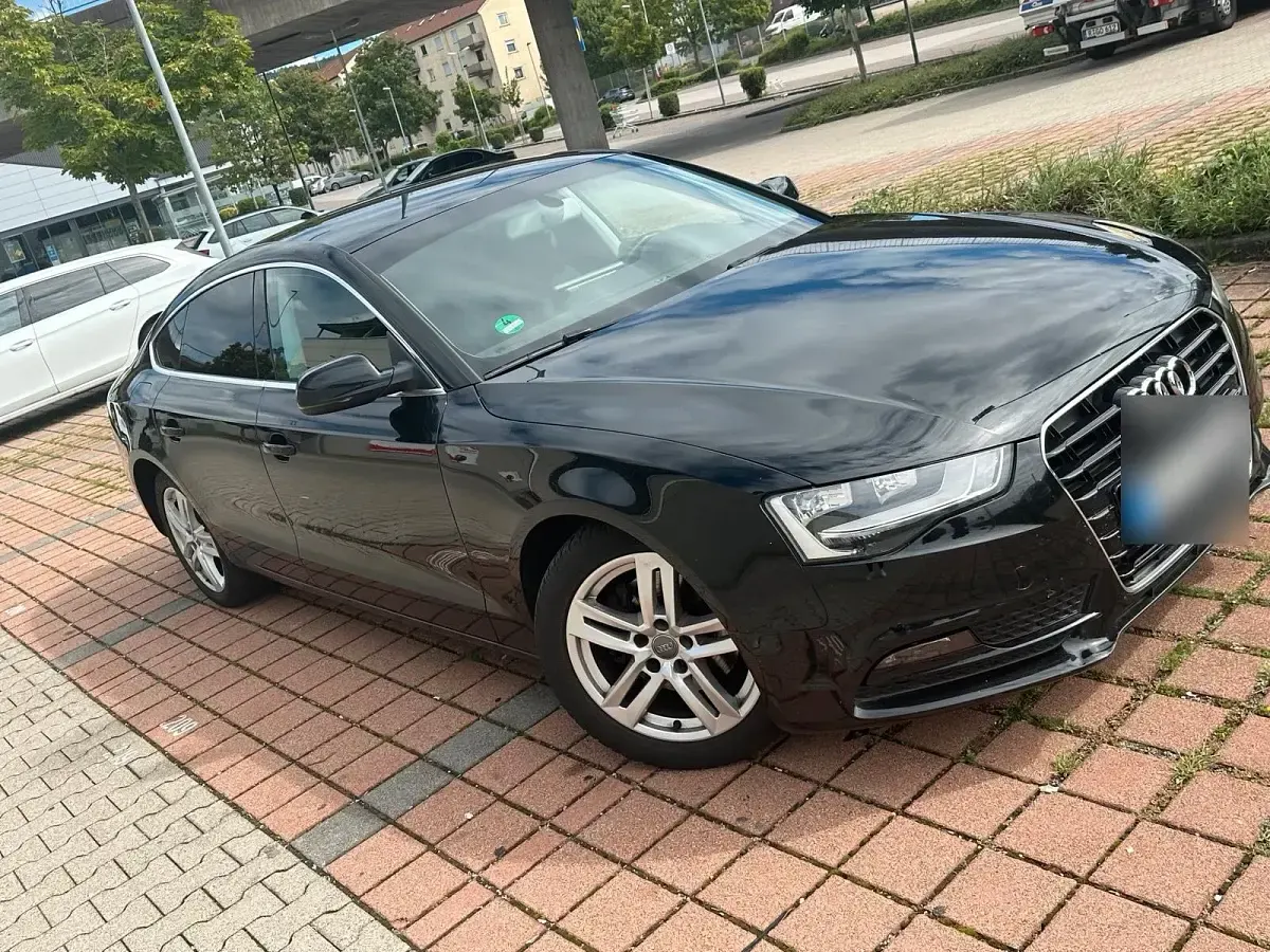 Gebraucht Audi A5 Sportback 136 PS (100 kW) 2016 Schwarz Kleinwagen