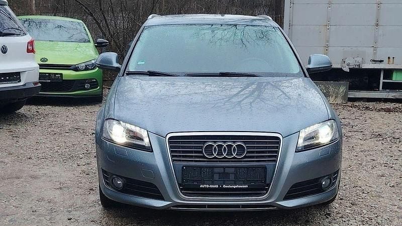 Gebraucht Audi A3 Sport 160 PS (117 kW) 2010 Grau Kleinwagen