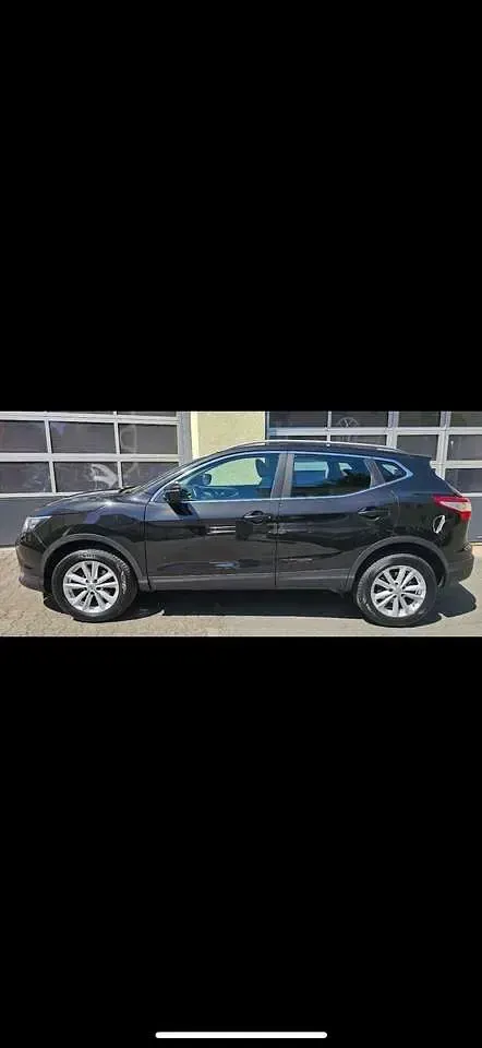 Gebraucht Nissan Qashqai Acenta 131 PS (96 kW) 2016 Schwarz SUV