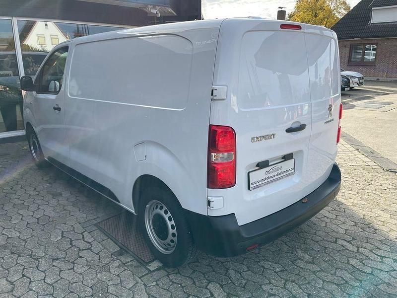 Gebraucht Peugeot Expert 120 PS (88 kW) 2023 Weiß Van