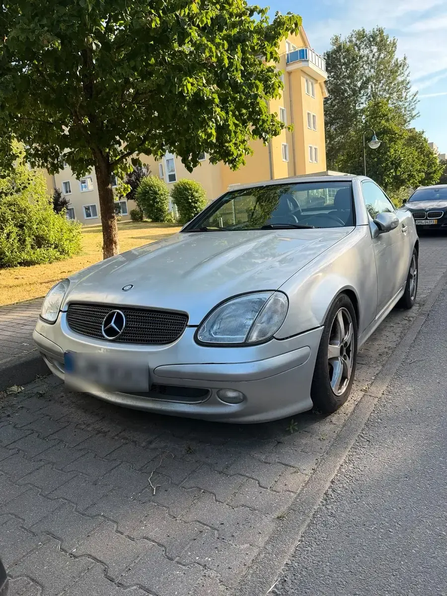Gebraucht Mercedes SLK200 163 PS (119 kW) 2002 Grau Cabrio