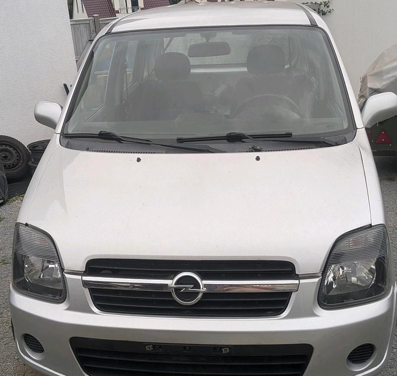 Silber Gebraucht 2003 Opel Agila Kleinwagen | 700 € (Superpreis) - Bild 1/4