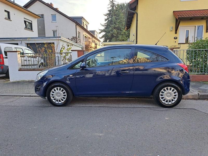 Gebraucht Opel Corsa 69 PS (50 kW) 2012 Blau Limousine