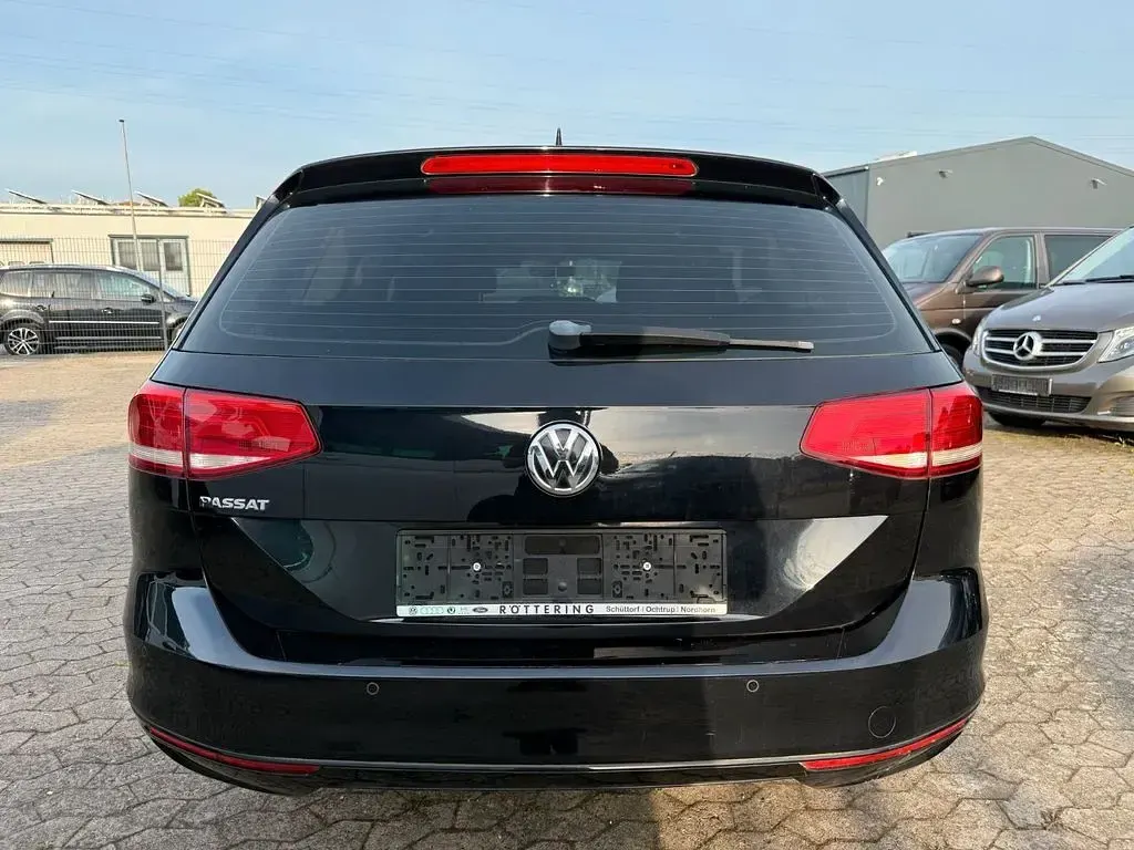 Gebraucht VW Passat Comfortline 150 PS (110 kW) 2015 Kombi