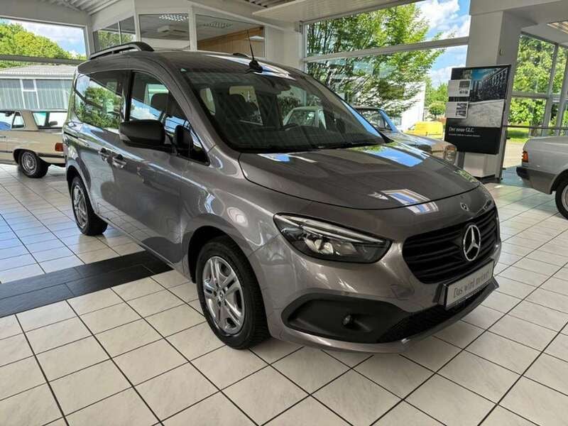 Gebraucht Mercedes Citan 113 131 PS (96 kW) 2023 Chromitgrau metallic Kombi