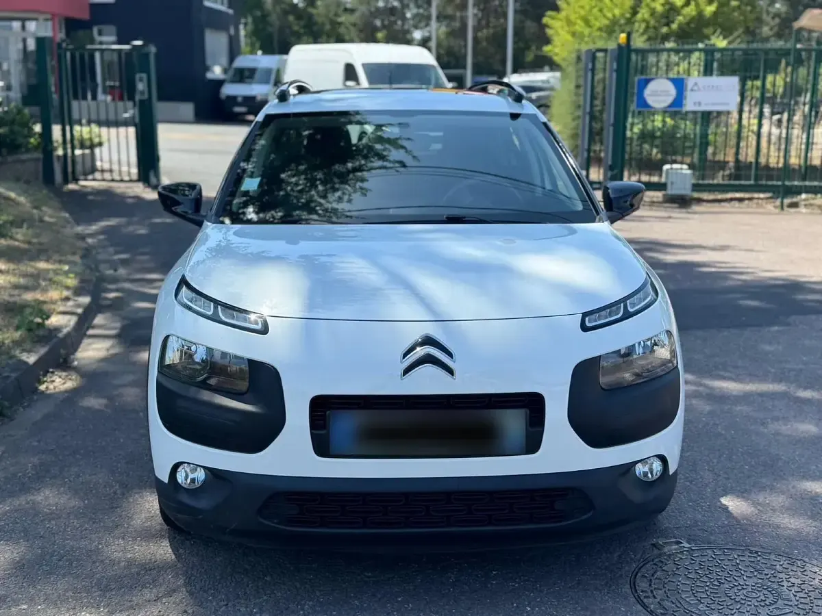 Gebraucht Citroën C4 Cactus 82 PS (60 kW) 2014 Weiß Kleinwagen