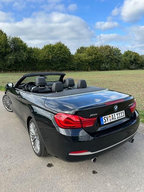 Schwarz Gebraucht 2018 BMW 440 Luxury Line Cabrio | 26.950 € (Superpreis) - Bild 1/4
