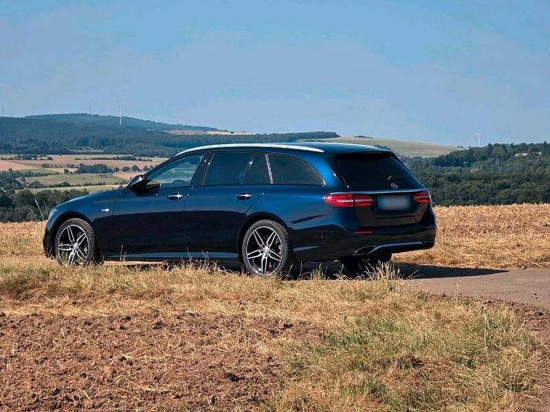 Gebraucht Mercedes E43 AMG AMG 401 PS (294 kW) 2017 Blau Limousine