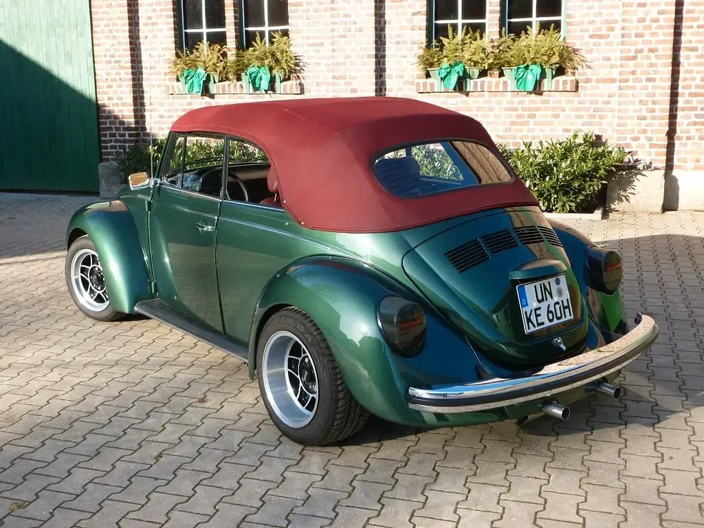 Gebraucht VW Käfer 94 PS (69 kW) 1977 Grün Cabrio