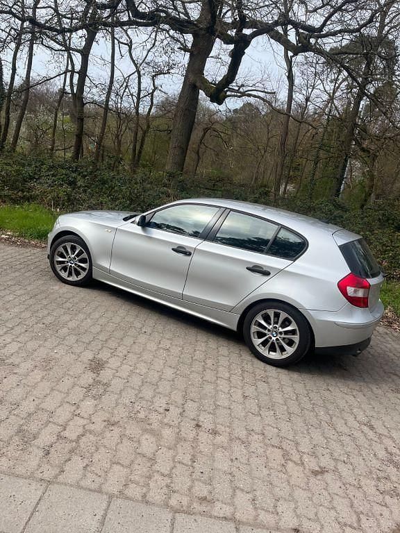 Gebraucht BMW 116 116 PS (85 kW) 2005 Silber Kleinwagen