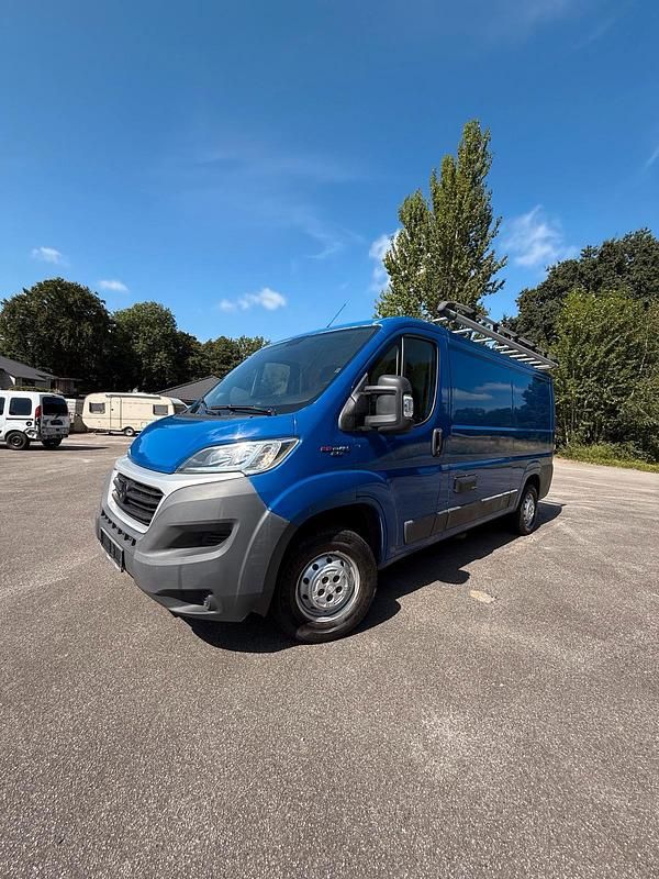 Blau Gebraucht 2016 Fiat Ducato Van | 8.950 € (Superpreis) - Bild 1/4