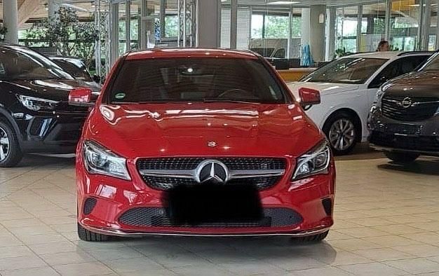 Gebraucht 2017 Mercedes CLA180 Shooting Brake Urban Kombi | 14.900 € (Superpreis) - Bild 1/4