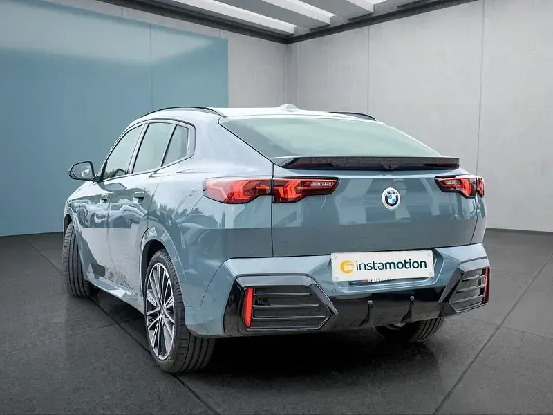 Gebraucht BMW X2 163 PS (119 kW) 2025 Grün SUV
