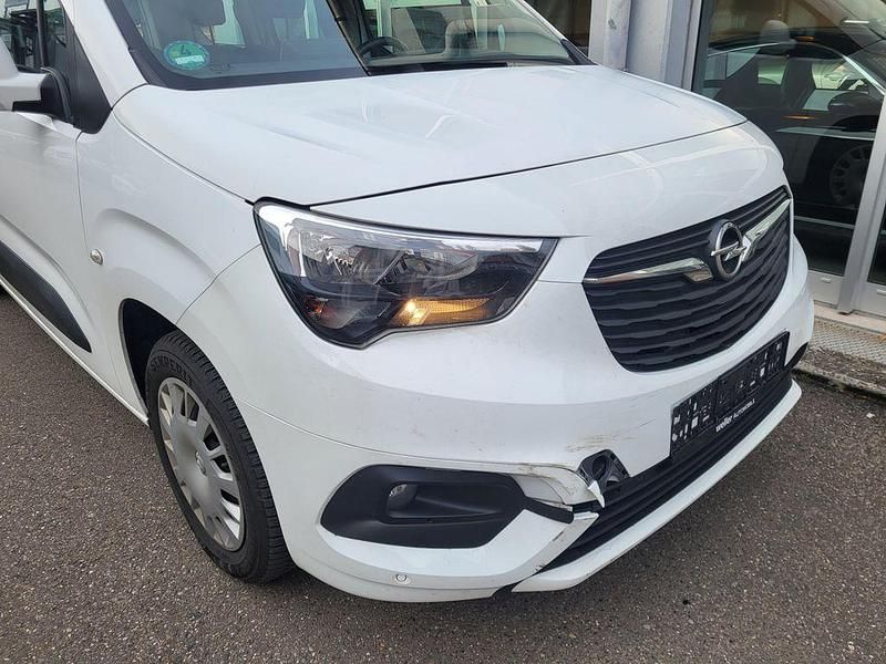 Gebraucht Opel Combo Life Edition 131 PS (96 kW) 2019 Weiß Van / Kleinbus
