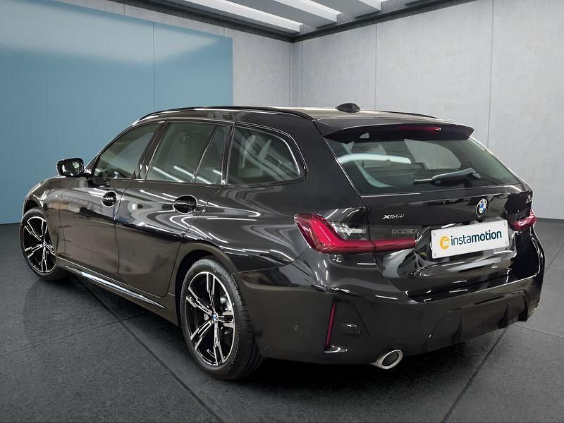 Gebraucht BMW 330 245 PS (180 kW) 2024 Schwarz Kombi