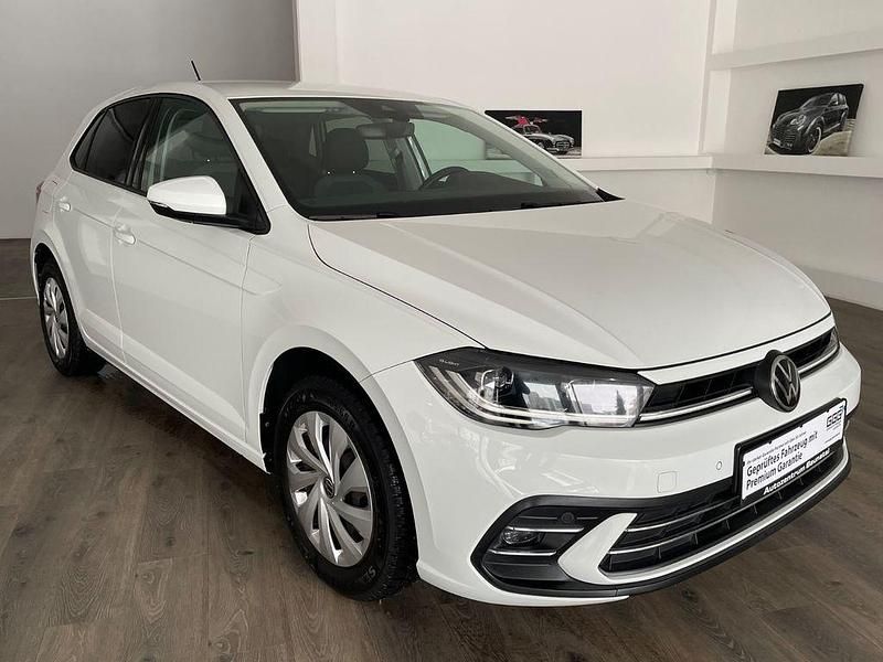 Gebraucht VW Polo Style 95 PS (69 kW) 2022 Weiß Kleinwagen