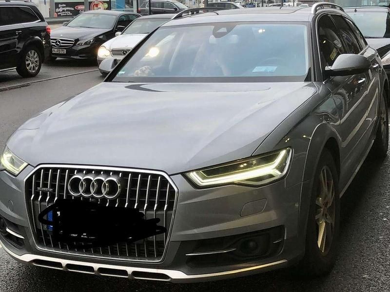Grau Gebraucht 2016 Audi A6 Allroad Kombi | 38.000 € - Bild 1/4