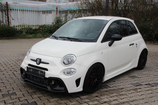 Weiß Gebraucht 2017 Abarth 595 Kleinwagen | 11.490 € (Guter Preis) - Bild 1/4