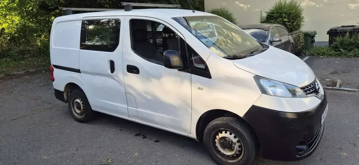 Gebraucht Nissan Evalia Comfort 90 PS (66 kW) 2013 Weiß Van / Kleinbus