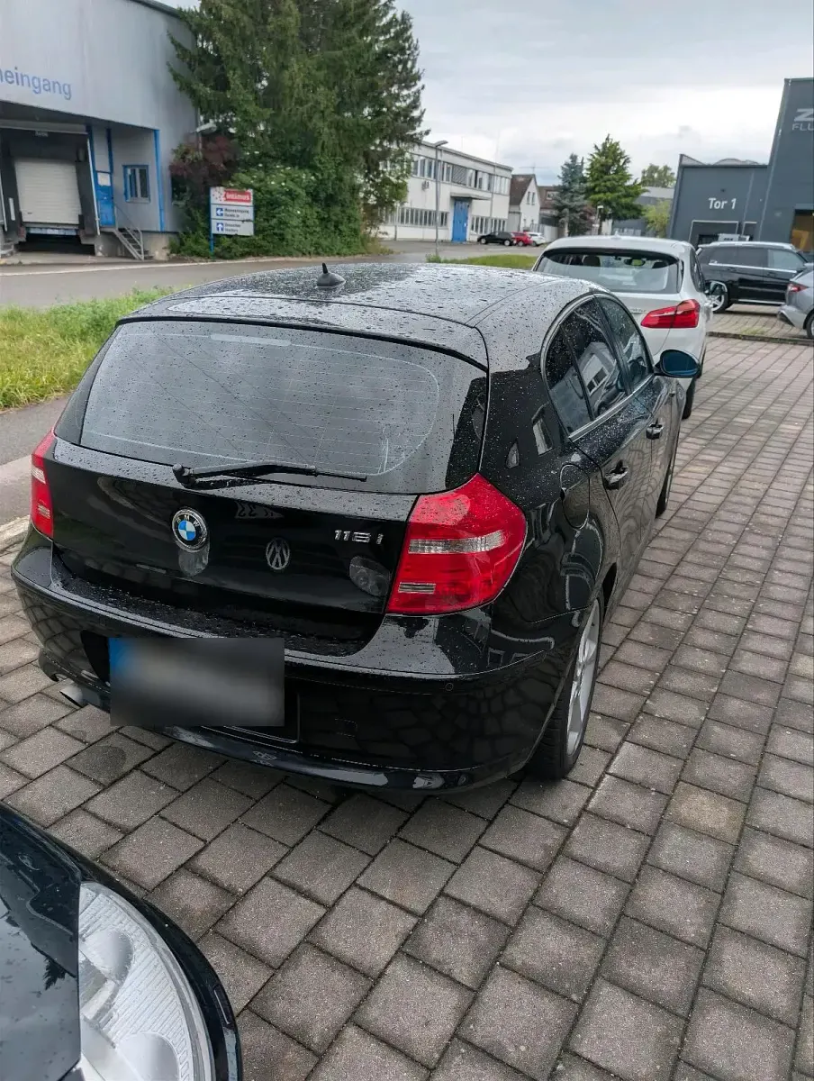 Gebraucht BMW 116 Performance 122 PS (89 kW) 2007 Schwarz Kleinwagen