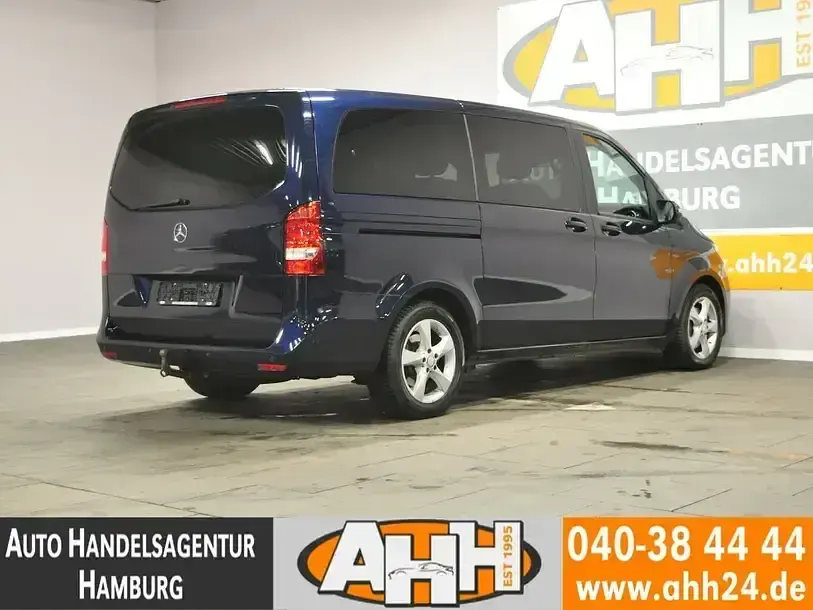 Gebraucht Mercedes V220 Edition 2015 Blau Van / Kleinbus