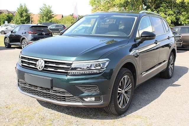 Grau Gebraucht 2019 VW Tiguan Allspace IQ Drive SUV | 30.110 € - Bild 1/4