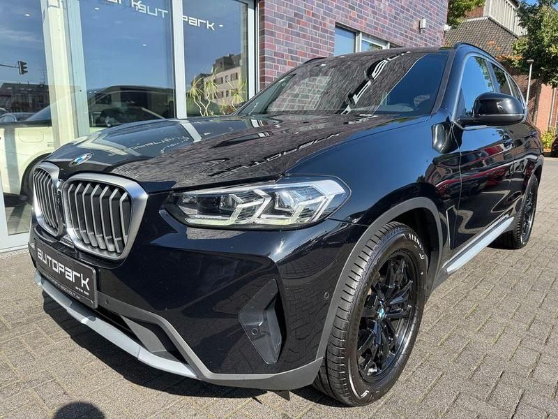 Schwarz ii Gebraucht 2022 BMW X3 Sport Line SUV | 28.700 € (Etwas zu teuer) - Bild 1/4